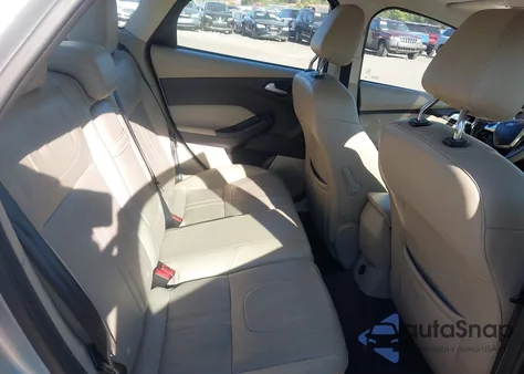 2012 Ford Focus Sel z USA, uszkodzony, nr VIN 1FAHP3H24CL209532